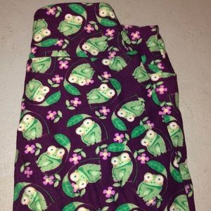 Lularoe Os frog leggings